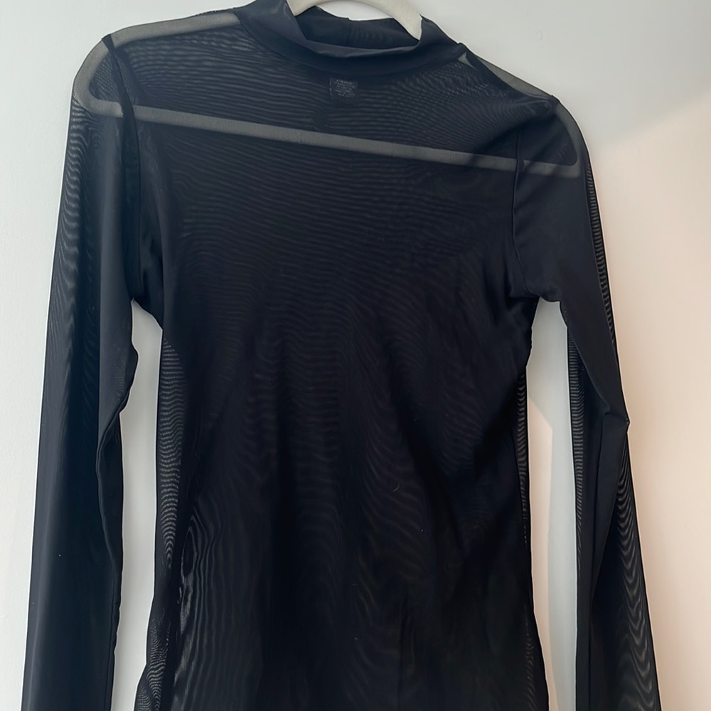 Mesh long sleeve top!